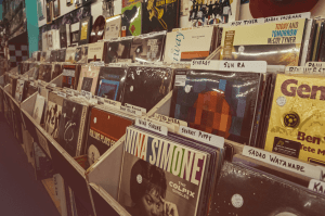 De provar o melhor leitão do País à feira do vinil. 6 atividades animadas para fazer no fim de semana