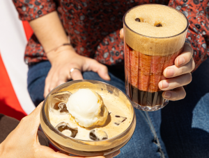Bebidas ou gelados? Santini e Nescafé têm uma nova carta que une o café aos sabores do verão