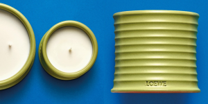 A febre do pistáchio chegou à decoração e a nova vela da Loewe tem um aroma tão bonito quanto o recipiente