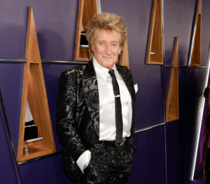 A poucos dias de atuar no Rock in Rio Lisboa, Rod Stewart sente-se mal em concerto e é assistido em palco. Saiba tudo