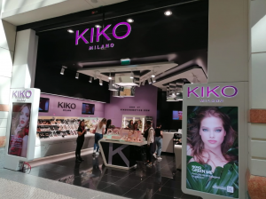 Kiko Milano abre nova loja em Lisboa com um novo conceito (e pode personalizar os seus produtos de graça). Saiba como