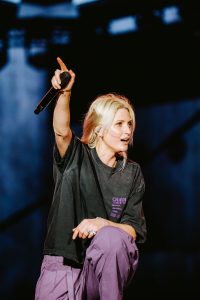 Rock in Rio Lisboa. Linkin Park voltaram a pisar solo português 12 anos depois. Lágrimas de vocalista e pausa estranha marcaram a noite