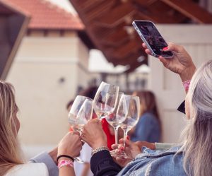 Três dias, mais de 30 rosés para provar e DJ. Não pode mesmo perder este evento único na Garage Wines