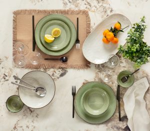 A fórmula para uma mesa de verão perfeita? Ela existe e nós explicamos tudo