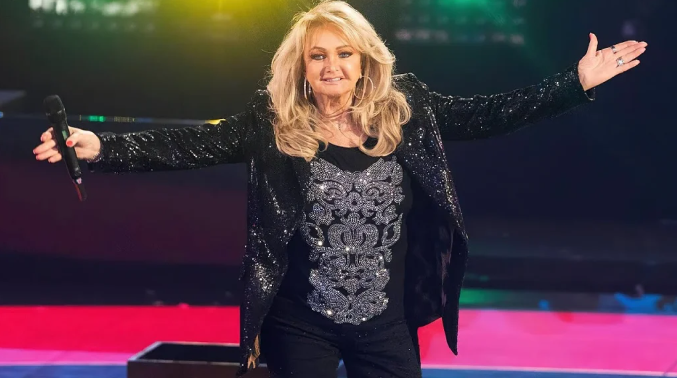 Morreu Bonnie Tyler. Artista de 74 anos estava internada no hospital de Faro desde março