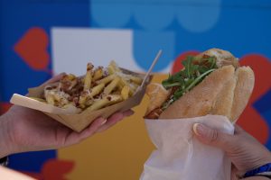 NOS Alive. Com fome entre os concertos? 12 spots no festival onde pode encher a barriga (sem esquecer a imperial)