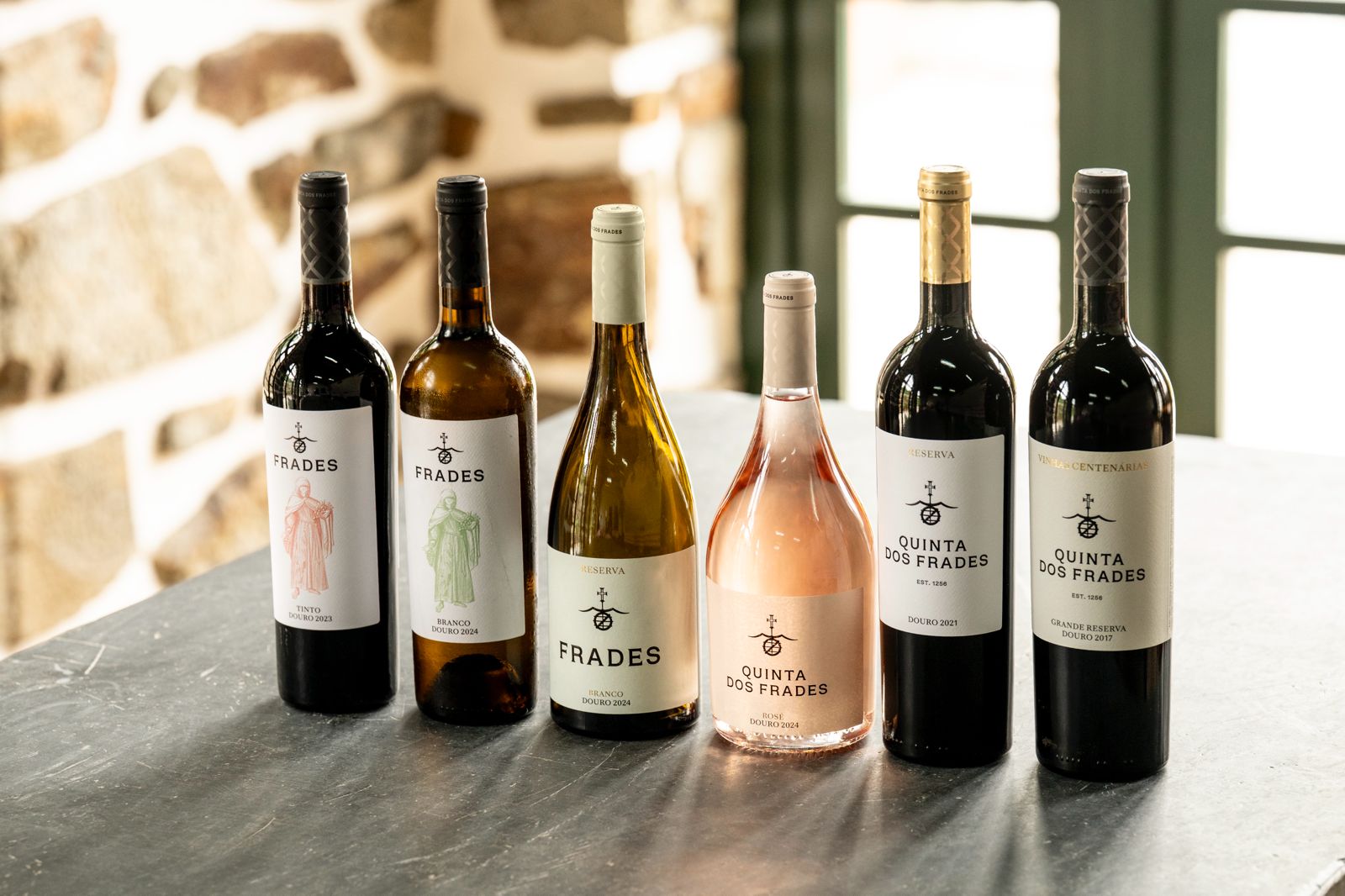 Esta quinta com mais de 750 anos acabou de renovar a imagem e lançou seis novos vinhos (e o Reserva custa 32€)