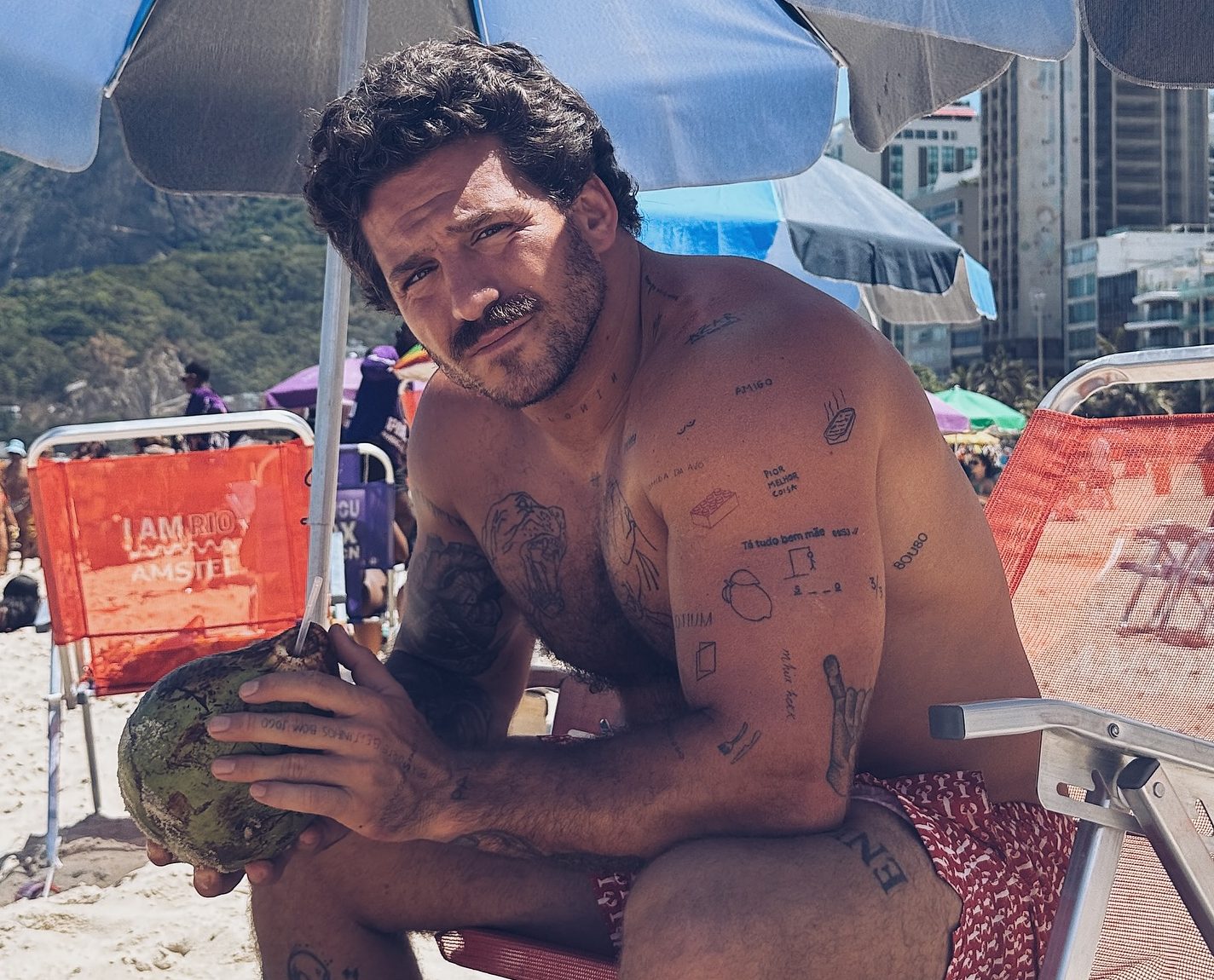Filho de Jorge Jesus está a incendiar as redes sociais. Saiba quem é e veja as fotos de Mauro de Jesus