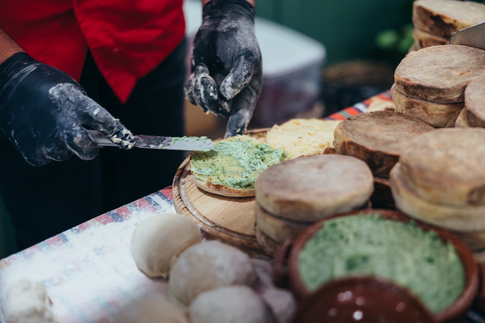 Bolo do caco, poncha e espetadas. Vem aí um fim de semana dedicado à gastronomia madeirense