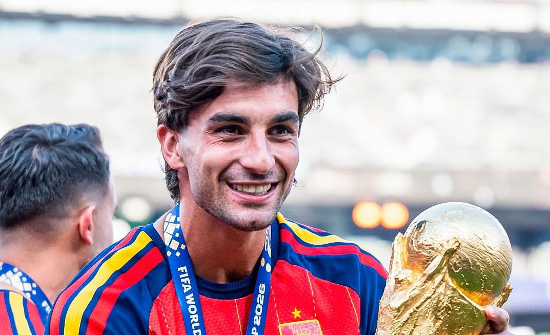 O herói improvável do Mundial também é um dos jogadores mais bem vestidos. Veja os looks de Ferran Torres
