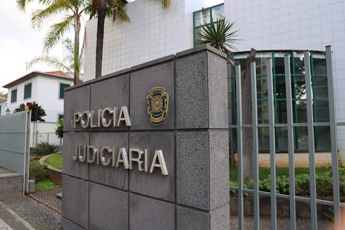 “Coração de Ouro”. Homem detido por seduzir mulheres no Instagram para lhes roubar milhares de euros