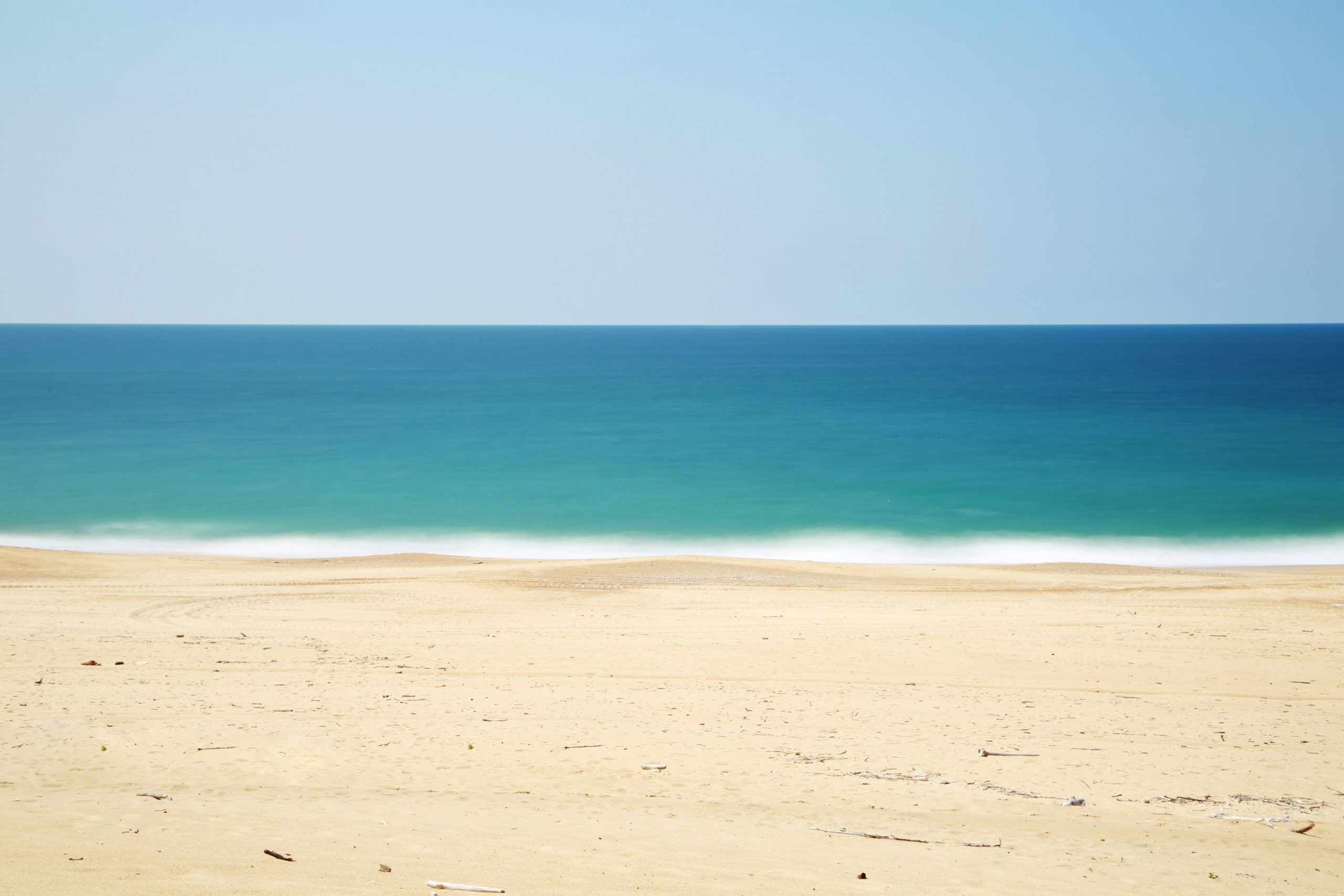 O calor vai regressar em força e até a água do mar vai aquecer. Saiba como vai estar o tempo no início da semana