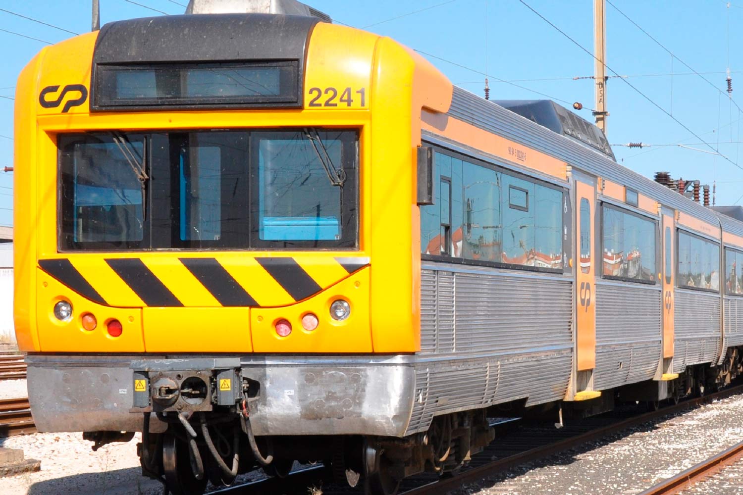 Comboios, metros e autocarros juntos. O que é o passe de Mobilidade Nacional, que pode ser realidade “até ao final do ano”?