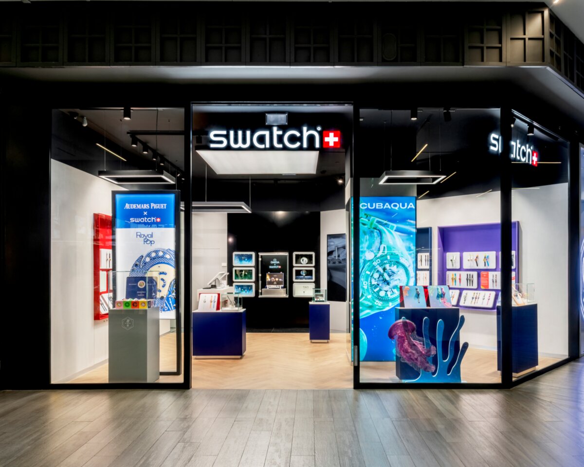 Swatch tem uma nova loja no CascaiShopping e não faltam as edições mais especiais da marca (como a parceria com a Audemars Piguet)