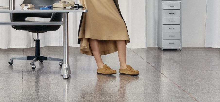 É para o menino e para a menina. Birkenstock reinventa os mocassins e lança 3 modelos unissexo cheios de pinta