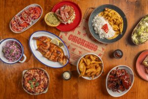 O famoso frango assado do Chickinho chegou à Margem Sul — e não falta o delicioso arroz de feijão