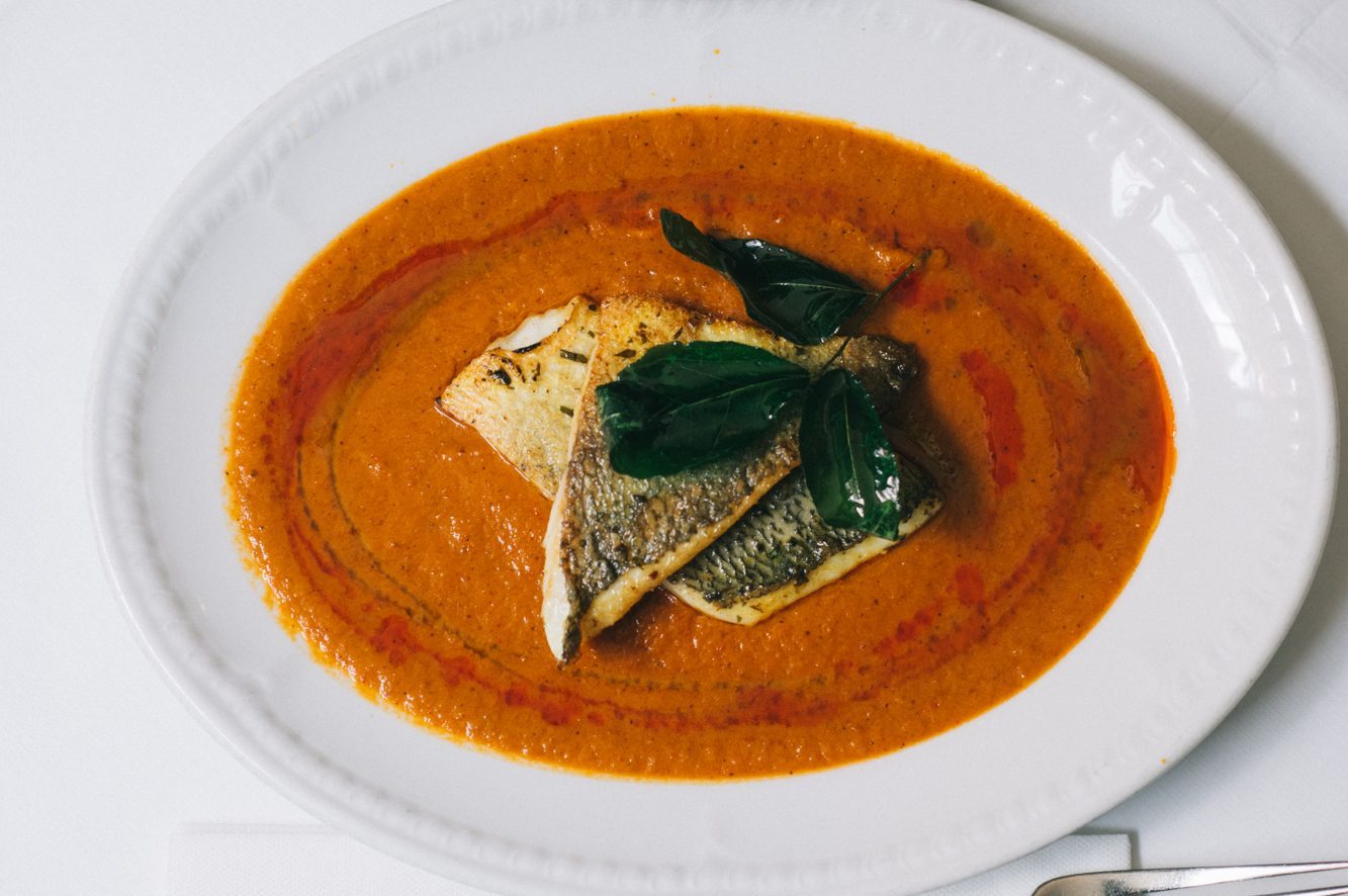 Não precisa de viajar até à índia para provar os seus sabores. Basta ir ao India Club do Gunpowder. Saiba o que pode comer