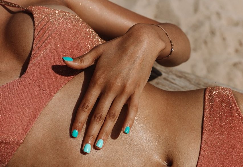 Um bronze de sonho sem sol? Esta loção para rosto e corpo (a menos de 5€) começa a atuar em apenas quatro horas