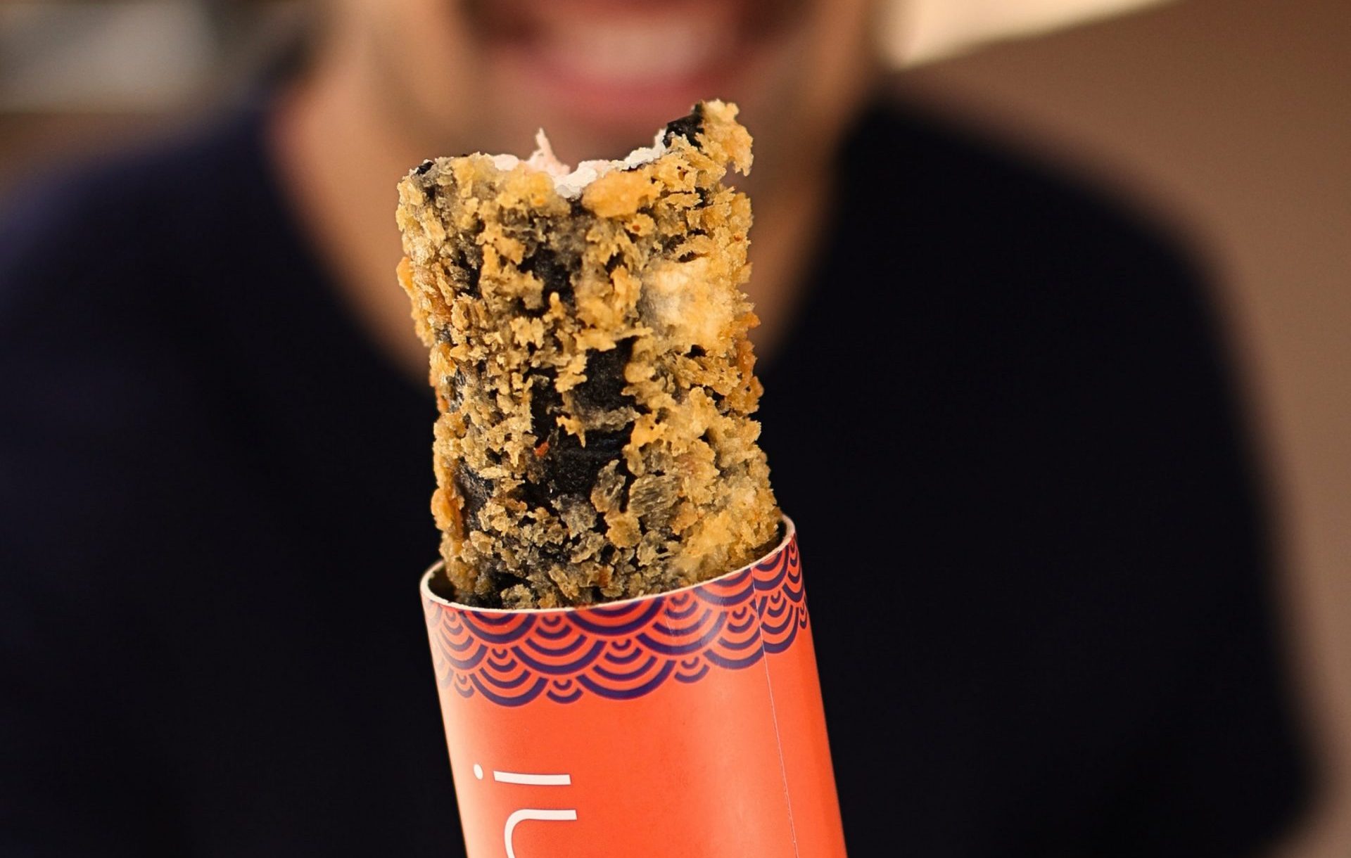 Pop & Roll Sushi. O novo sabor dos tubos de sushi virais é crocante e tem salmão (mas só tem um mês para o provar)