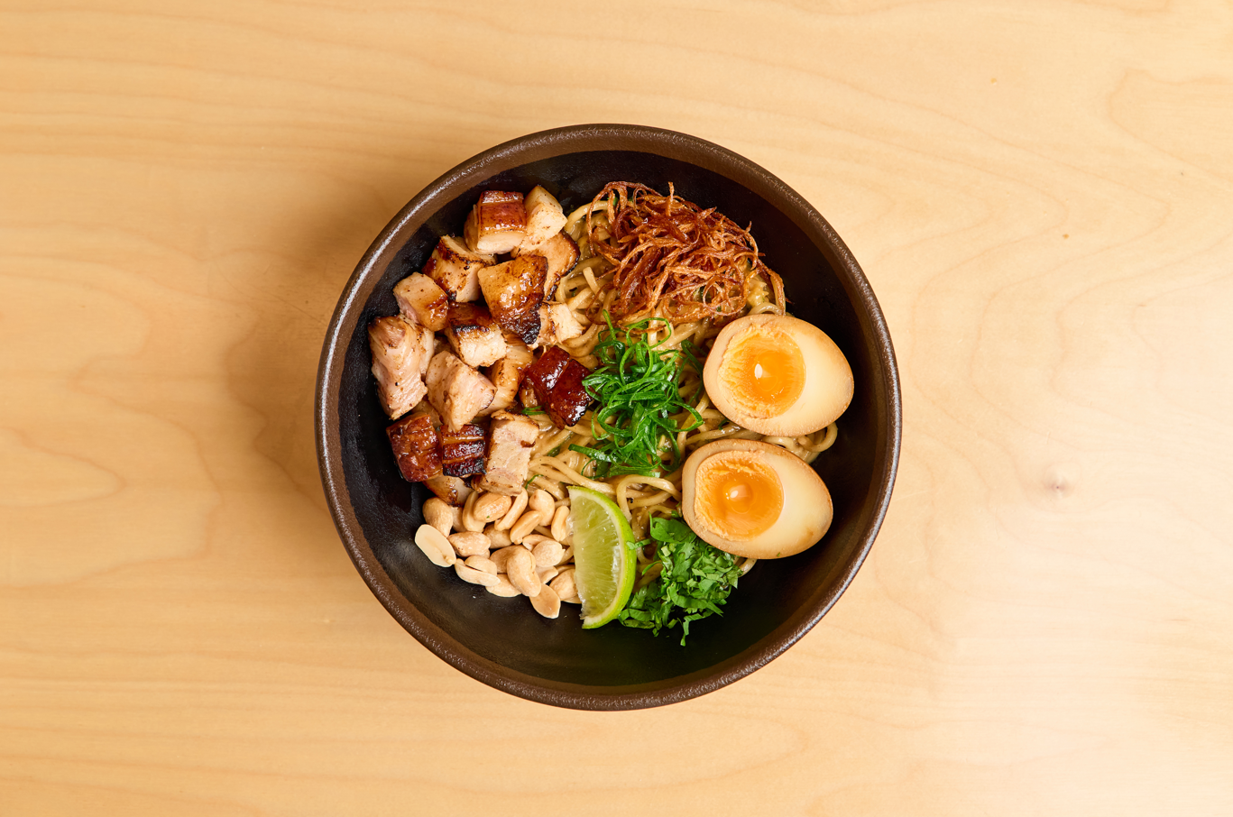 Ramen Station muda de nome. Agora é só Station e tem muito mais para provar. Descubra os novos pratos asiáticos