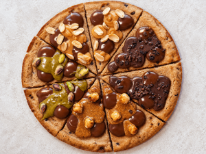 La Panthère Bakery. Este spot só vende cookies ao estilo de Nova Iorque e tem uma pizza cookie