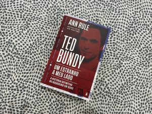 Procurava um assassino sem saber que era amiga dele. A história real da mulher que conheceu Ted Bundy já chegou a Portugal