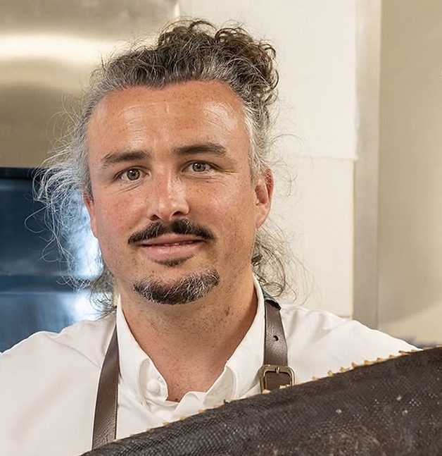 Chefs on Fire. Gil Fernandes leva o peixe português para as brasas e garante que o fine dining não morreu