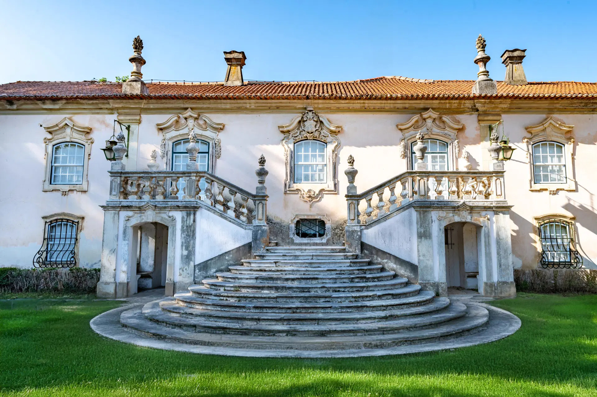 Este palácio do século XVIII fica na Anadia e está à venda. Saiba quantos milhões custa
