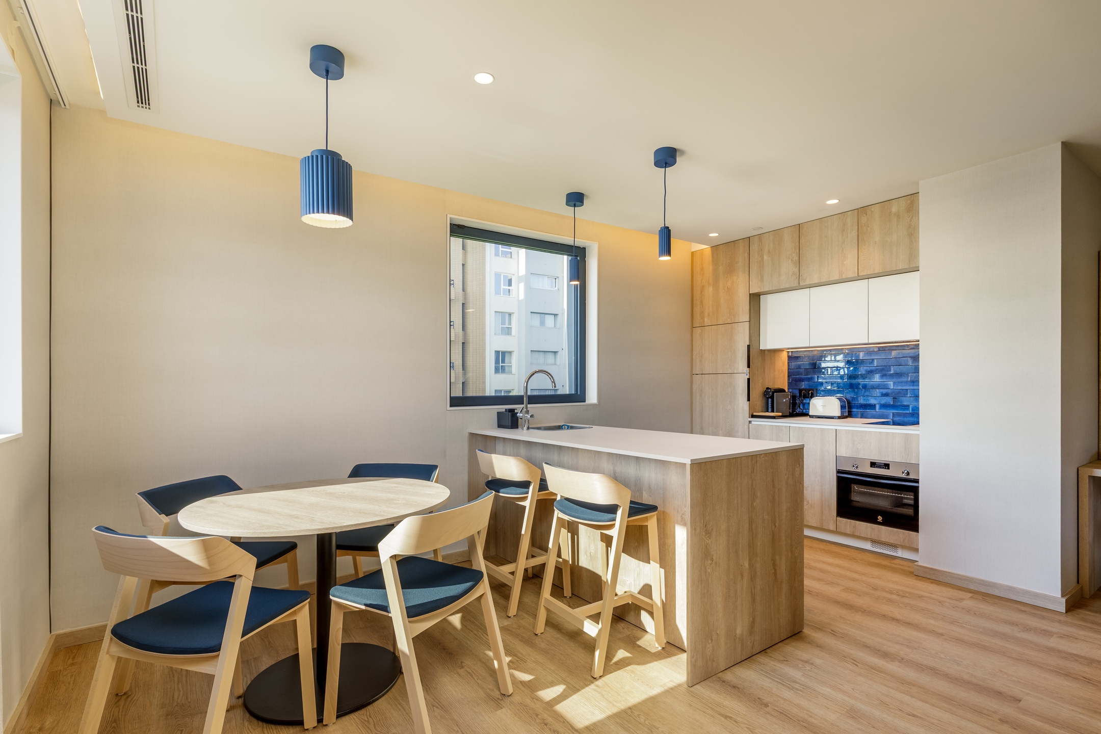 Matosinhos tem um novo hotel onde pode cozinhar e dormir perto da praia