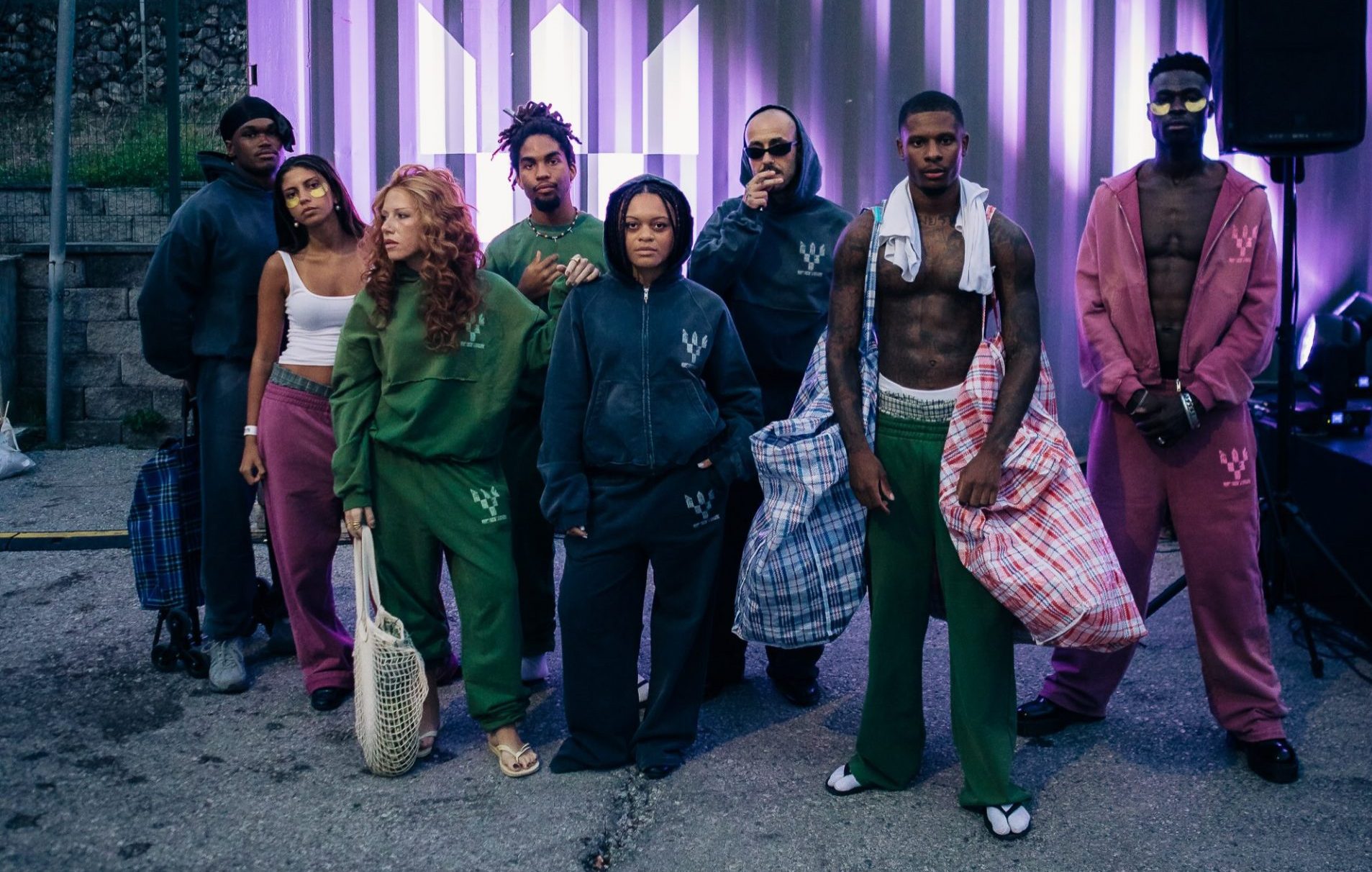 Do hip-hop para o streetwear. Editora de Richie Campbell e Plutónio acaba de lançar uma coleção de roupa