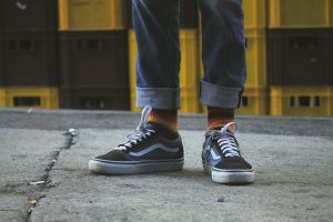 Pode encontrar os ténis mais famosos da Vans (para adulto ou criança) desde 29,99€. Saiba onde