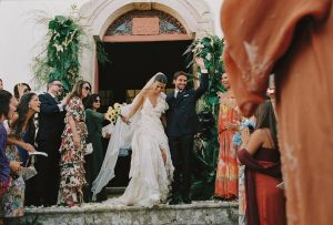 Da cerimónia ao vestido Dior. Veja as primeiras fotos do casamento de sonho de Vicky Montanari e Miguel Correia