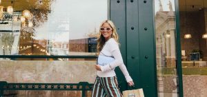 Os acessórios da TOUS ganham outra vida nos looks de Caetana Botelho Afonso (e há uma nova loja onde pode comprá-los)