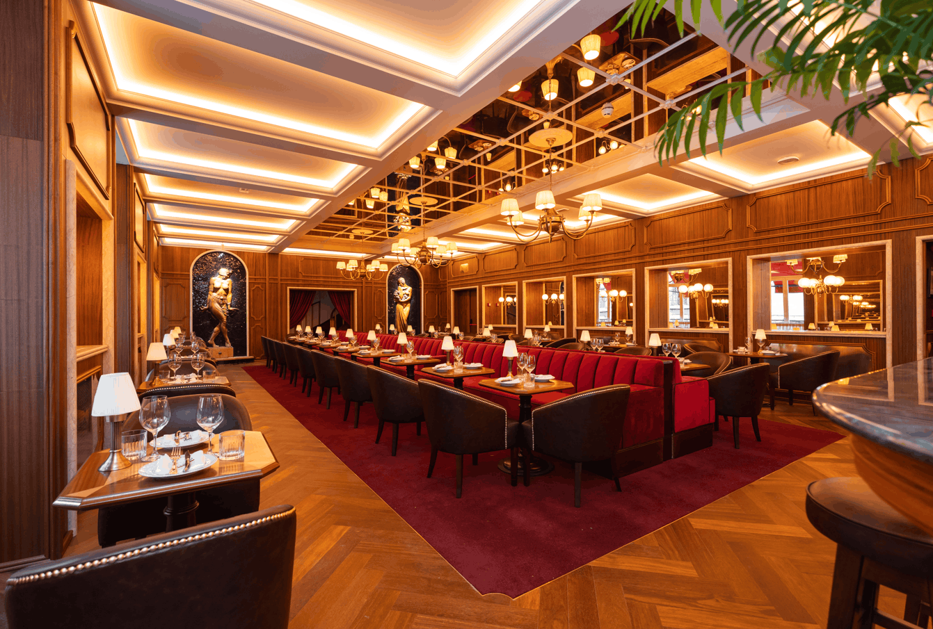 O Café de São Bento tem um menu especial para quem vai ao teatro em Lisboa (e inclui o famoso bife)