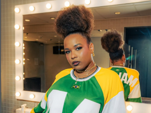 MC Luanna atua em Lisboa numa festa que junta samba, rap e música eletrónica. Bilhetes custam a partir de 12€