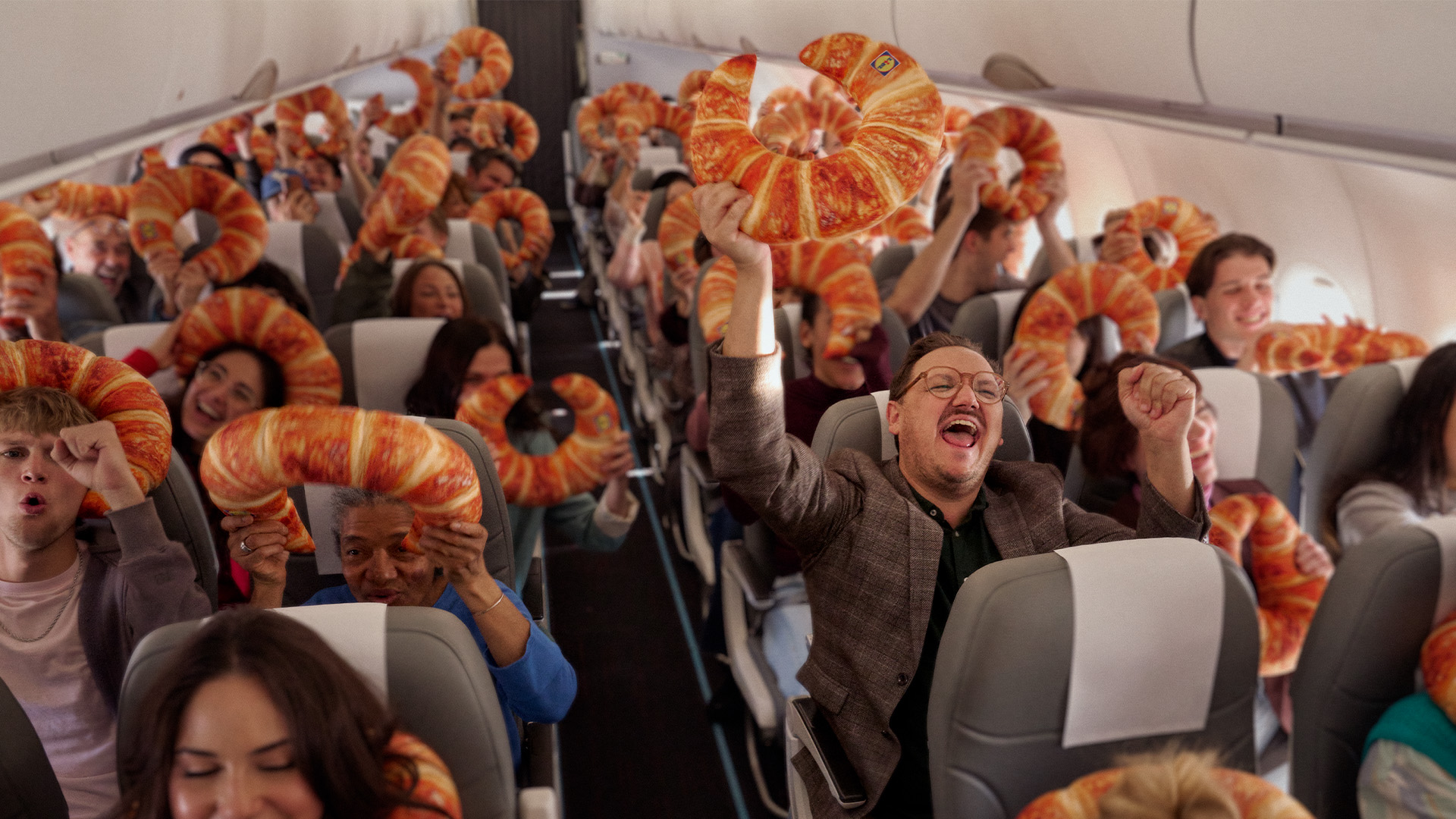 O Lidl transforma o seu delicioso croissant numa almofada de viagem (e até pode ganhar uma). Saiba como