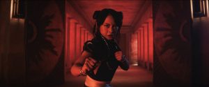 Callina Liang jogava “Street Fighter” a seguir às aulas. Agora, dá vida à icónica Chun-Li no novo filme. Leia a entrevista