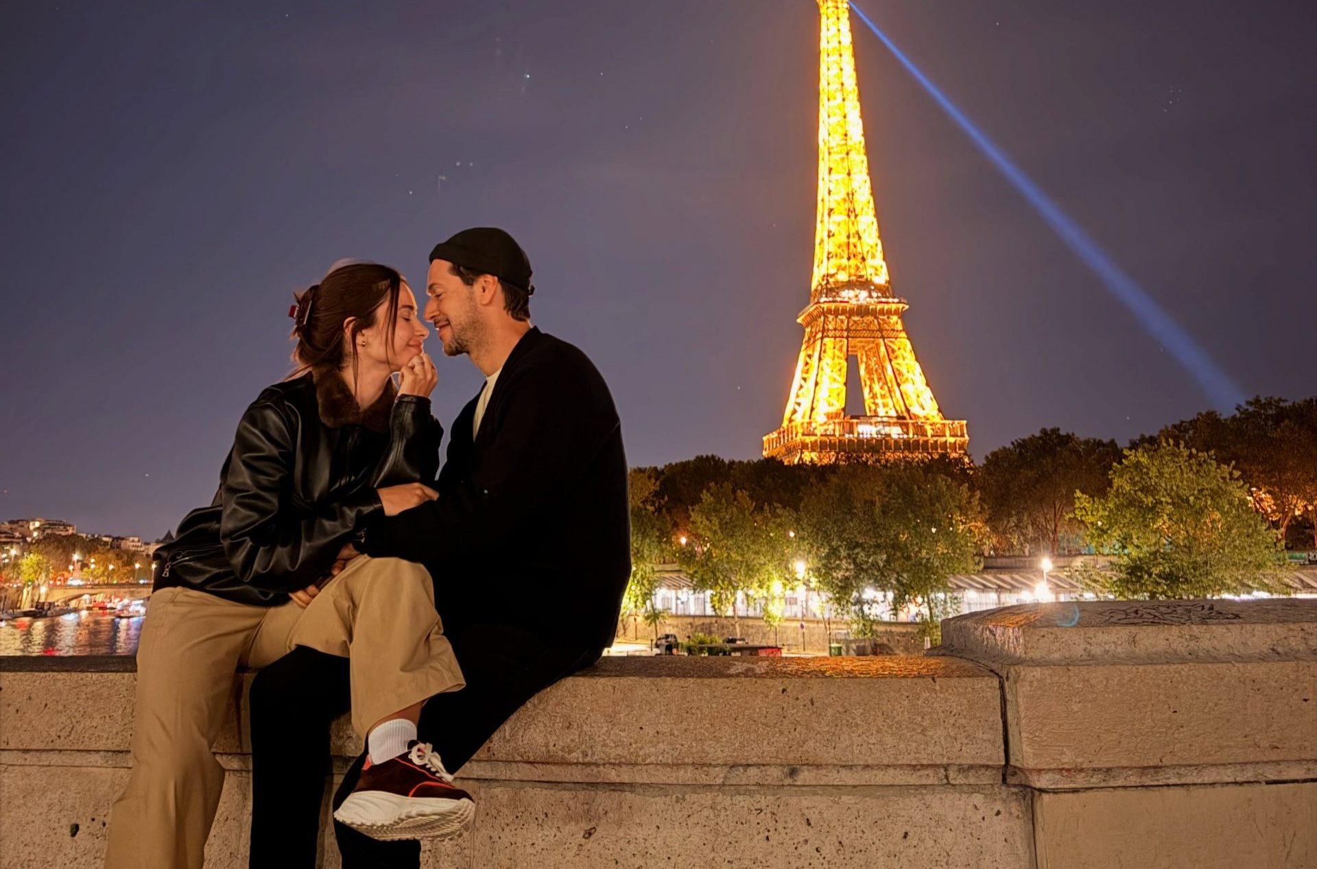 Bruna Gomes e Bernardo Sousa rumam a Paris para uma escapadinha romântica a dois. Veja as fotos