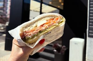 Há um paraíso de focaccias em Belém com sabores italianos irresistíveis (desde 10,50€). Fomos conhecer a Focacceria BM