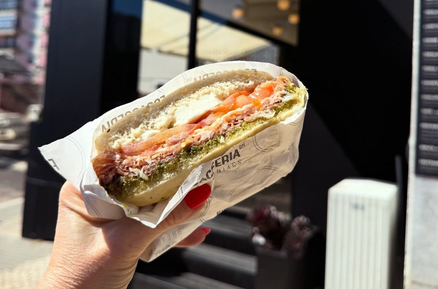 Há um paraíso de focaccias em Belém com sabores italianos irresistíveis (desde 10,50€). Fomos conhecer a Focacceria BM