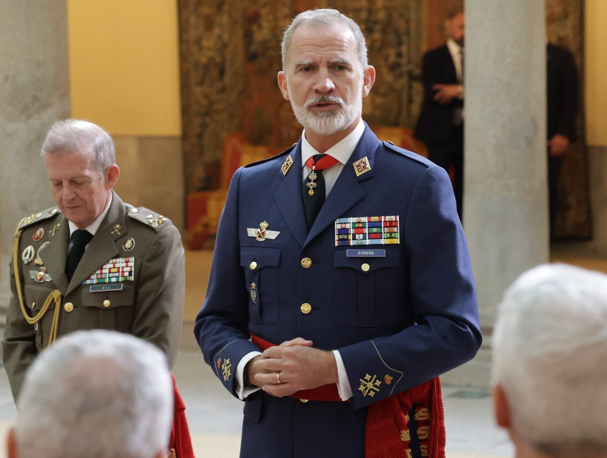 Rei Felipe VI foi operado e passou a noite internado. Saiba o que aconteceu e como está o monarca