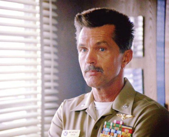 Morreu Tom Skerritt. De “Top Gun” a “Alien”, recorde 12 filmes do ator que pode ver no streaming