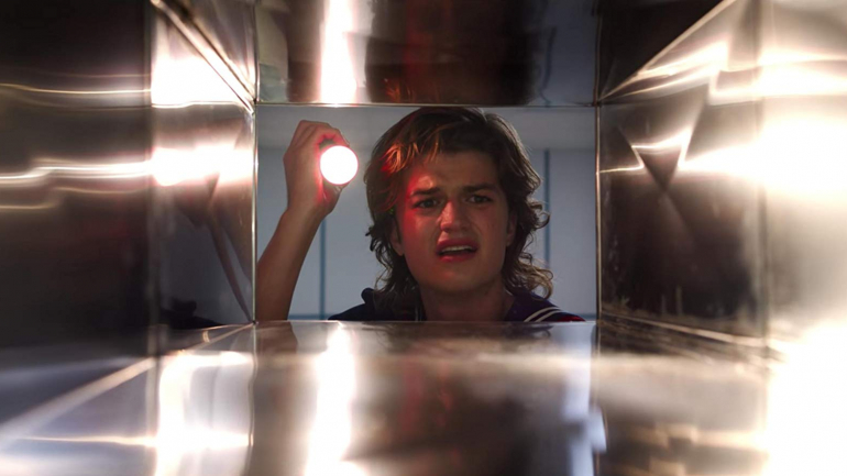 Joe Keery tem 27 anos 