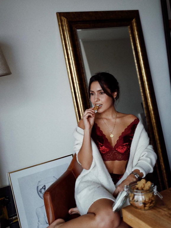 Na legenda da publicação no Instagram, Anita da Costa diz ser obcecada pelo Natal