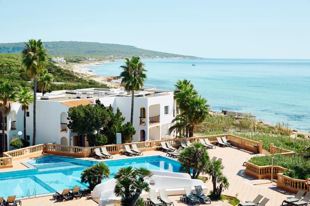 Férias em Formentera. 8 casas para arrendar que ficam em cima da praia e têm piscina Férias em Formentera. 8 casas para arrendar que ficam em cima da praia e têm piscina