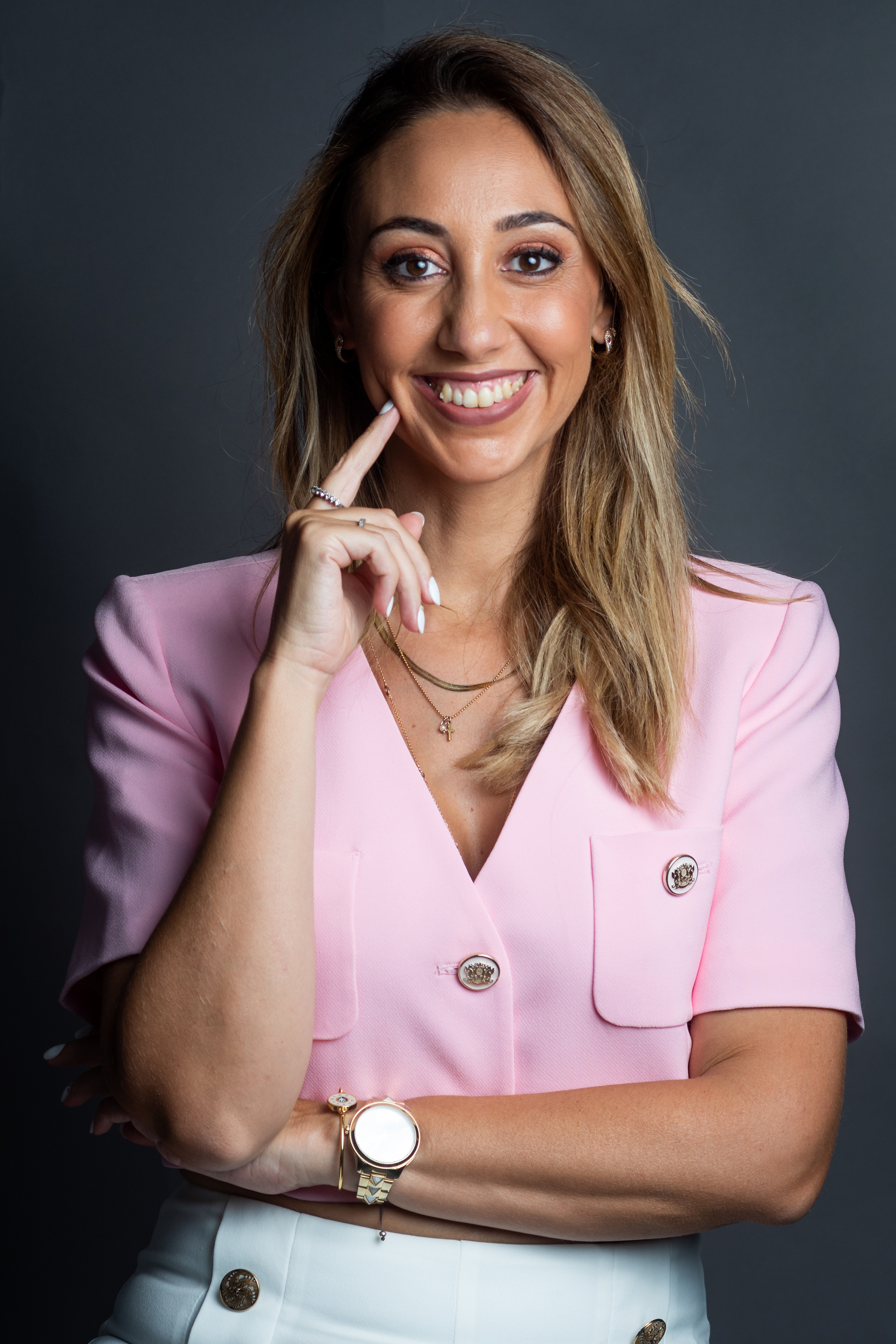 Ana Isabel Pedroso, médica especialista em Medicina Interna e Intensiva Ana Isabel Pedroso, médica especialista em Medicina Interna e Intensiva