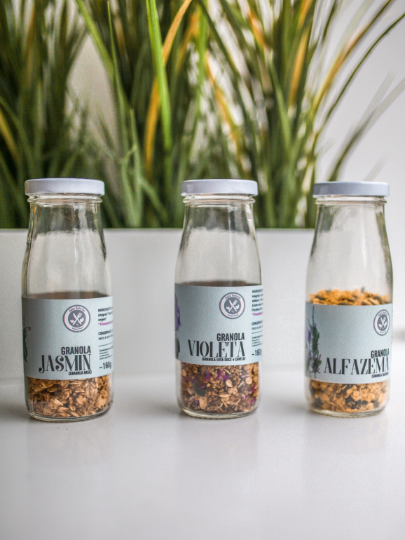Apresento-vos as minhas novas granolas: a Jasmim, a Violeta e a Alfazema