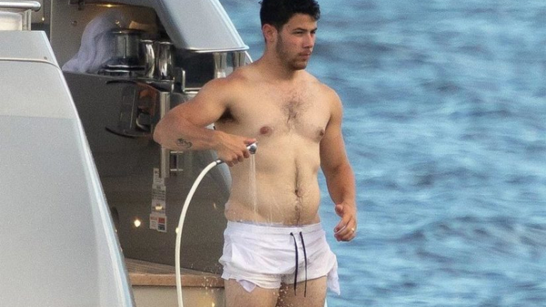 O novo corpo de Nick Jonas 
