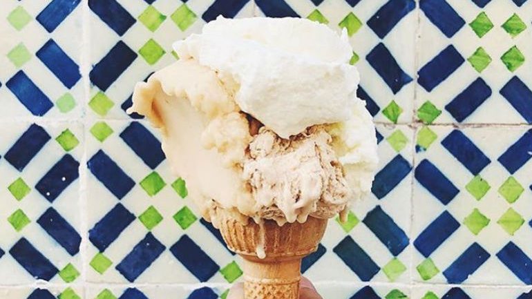 Os sabores de gelado da Nannarella vão mudando consoante a época do ano. Agora há de figo e não deve demorar muito a chegar o de diospiro