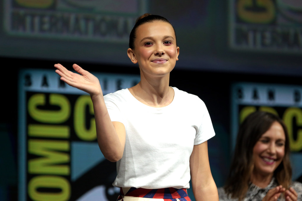 Eleven está quase de volta à Netflix. 5 curiosidades sobre Millie Bobby Brown